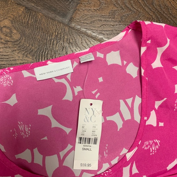 NWT New York & Company Pink Floral Shift Dress - Picture 4 of 6